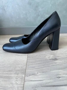 DKNY vintage Shoes dark blue pumps genuine leather Heels Shoes - Picture 1 of 9