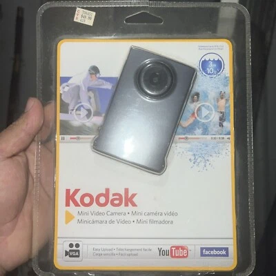 Kodak ZM1 Waterproof Pocket Mini Digital Video Camera Camcorder Sealed - Image 1 of 4