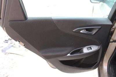 2022 Chevrolet Malibu Left Rear Door Trim Panel Black Used 403108 Foto 1 de 4