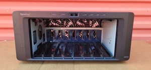 Synology DiskStation DS1813+ NAS stockage en réseau PAS DE DISQUES COMME SUR LA PHOTO - Photo 1/17