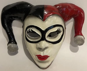 Harley Quinn Masquerade Mask Kabuki Hard DC Comics Rare Unusual - Picture 1 of 6