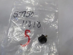 SUZUKI COBRA/T500/T305/TC305/T250 OEM HORN BUTTON #57750-11010 - Picture 1 of 2