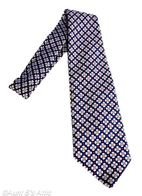 Винтажный галстук шириной 3 1/2 дюйма из полиэстера с принтом в виде красного серебра и синего цветов 70-80-е - Изображение 1 из 3