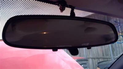 Espejo retrovisor interior delantero central usado se adapta a: Chevrolet Colorado 2005 con Sunr Foto 1 de 4