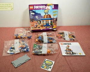 LEGO Fortnite Durrr Burger Restaurant 77076 (unvollständig)* - Bild 1 von 8