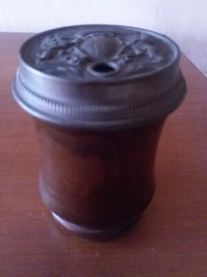 PORTASIGARETTE VINTAGE IN LEGNO PREGIATO - Immagine 1 di 4