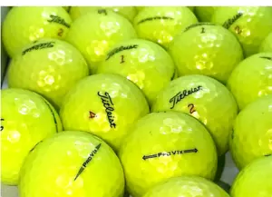 12 Near Mint AAAA Yellow Titleist Pro V1x Used Golf Balls - Picture 1 of 3