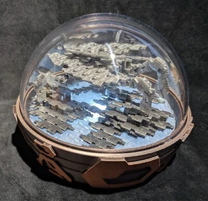 Stargate - FRED-Aggressive - 120mm Desktop Model in Illuminated containment unit - Picture 1 of 13