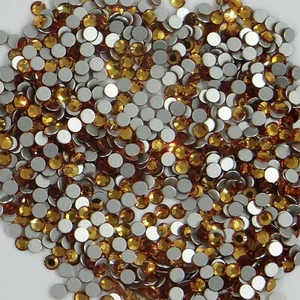 2000 SS9 T : 100 strass Swarovski fond plat SS9 (2,6mm) TOPAZ - Bild 1 von 3
