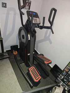 Pro-Form HIIT L6 Elliptical Cross Trainer *BARELY USED EXCELLENT CONDITION* - Picture 1 of 4