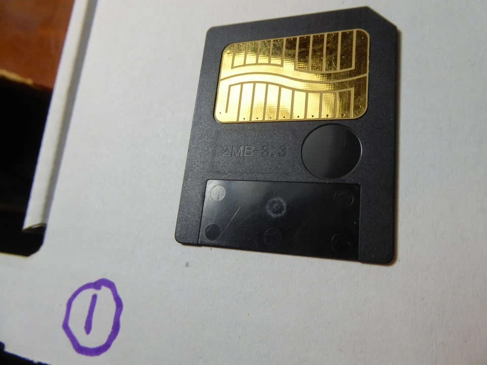  ID  2MB SmartMedia card - Memory Vintage Cameras - Image 1 of 1