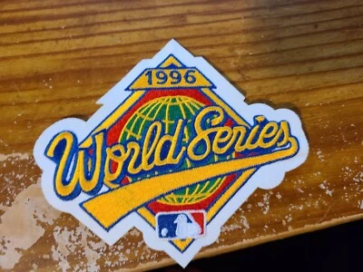 1996 World Series New York Yankees & Atlanta Braves Jersey Sleeve Patch - Image 1 of 4
