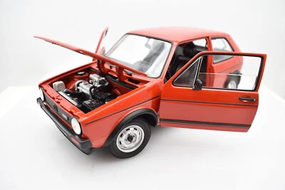 Modellino auto scala 1:18 VW GOLF GTE serie 1 modellismo da collezione solido - Immagine 1 di 4