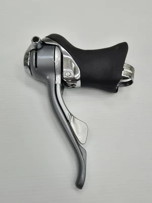 Shimano 600 Ultegra Tri Colour ST-6400 Right STI Lever 8 Speed. 2621948 - Image 1 of 4