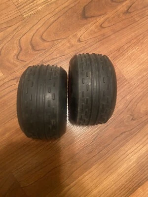 Vintage Associated Truck  Front tires,  Rims, - Image 1 of 2