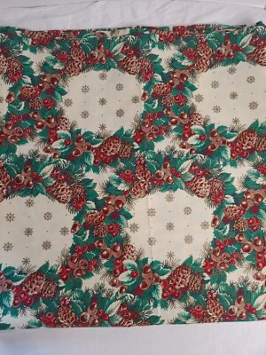 4 Yds×59" VTG Joan Kessler Fabric Pine Cones Berries Gold Snowflake Wreaths(#23) - Image 1 of 4