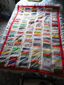 Handarbeit Scrap Quilt, klein - Bild 1 von 5