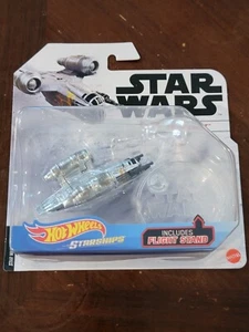 Star Wars Toys Hot Wheels Mandalorian Razor Crest Starships Fighter - Picture 1 of 2