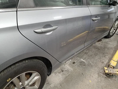 Used Rear Right Door Assembly Rear Side fits: 2015 Hyundai Sonata electric VIN 2 - Image 1 of 4