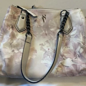 Simply Vera Vera Wang Handbag! Pink Floral - Picture 1 of 20