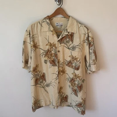 Camisa Monterey Club Para Hombre Seda Hawaiana Floral Abotonada L. Colores Neutros Foto 1 de 4