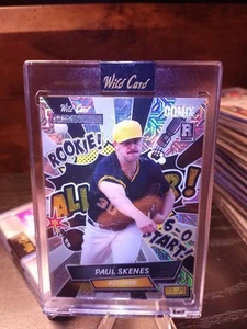 Paul Skenes Rookie RC 2024 Wild Card Alum Comix SSP/20 #ACBA-PS1 SIGILLO DI FABBRICA - Foto 1 di 2
