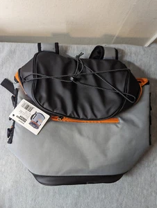 Outdoor Adventure Backpack Cooler 11"x7.75"x15" BRAND NEW - Picture 1 of 6