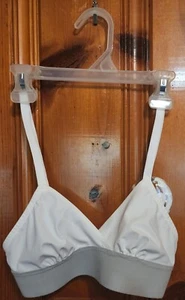 Girls' Bra - Teens' Bra - New!! Size S. Free Shipping!! - Picture 1 of 9