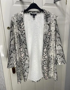 New Look Women’s Snake Skin Open Front Blazer - UK Size 8 - Picture 1 of 19