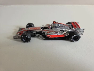 Minichamps 1/43 McLaren Mercedes Mp 4/21 F. Alonso - Showcar - Per ricambi/ri... - Immagine 1 di 4