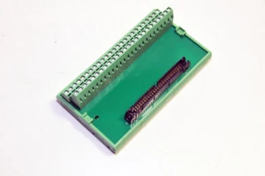 Phoenix Contact TYP UMK-SE 11,25 Steckverbinderblock - Bild 1 von 3