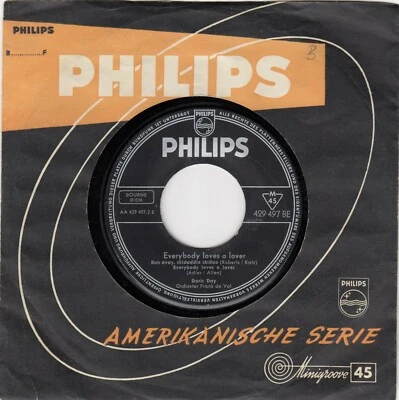 DORIS DAY TUNNEL OF LOVE / EVERYBODY LOVES A LOVER 1958 RECORD GERMANY 7" - Image 1 of 2