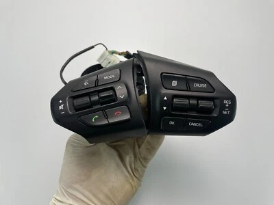 2016-2018 KIA SORENTO STEERING WHEEL CRUSIE CONTROL SWITCH OEM, 96700-C5000 - Image 1 of 4