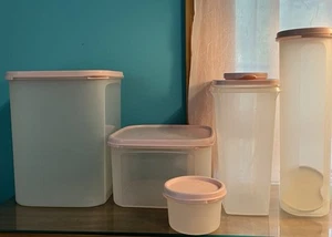 Juego de 5 Mates Modulares Tupperware De Colección Transparente con Tapas Rosa Pastel - Imagen 1 de 12