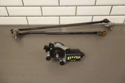 98-07 Toyota Land Cruiser (2UZFE 4.7L V8) / LX470 Wiper Motor *Tested* - Image 1 of 4