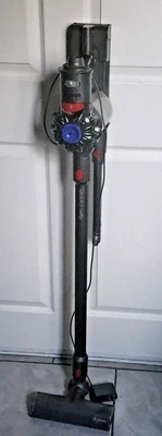 Dyson V7 ANIMAL Plus Cordless Vacuum w/ Charger Dock Station & Used Battery work - Image 1 of 4