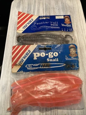 Vintage Mann’s Pogo Snail/Feather Tail Worm. - Image 1 of 4
