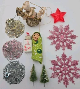 Vintage Christmas Ornament Lot – Retro Bells, Glitter Snowflakes, Mini Trees,... - Picture 1 of 2