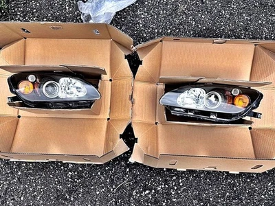 Honda S2000 AP1 / AP2 Late Model Headlight KOITO 100-22482 JDM OEM Genuine - Image 1 of 4