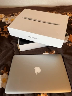 Apple MacBook Air 13,3 Zoll (128GB SSD, 2,9GHz, 8GB RAM) Top Zustand. - Bild 1 von 4