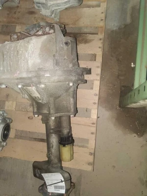 17 18 19 20 Escalade ESV Front Differntial Carrier ID# 23312177 3.23 Ratio -53K- - Image 1 of 4