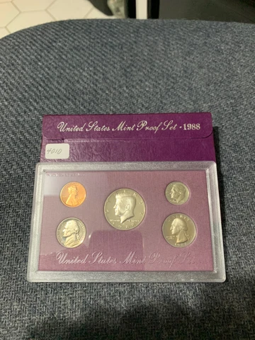 1988 S UNITED STATES MINT PROOF SET Cover