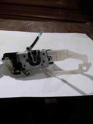 2014 FORD TAURUS Rear Door Latch Right - Image 1 of 4