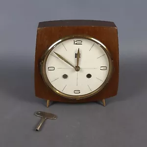 Uhr aus Tabelle Mechanisch Melux IN Holz Messing Wecker Vintage Jahre ‘60 - Imagen 1 de 15