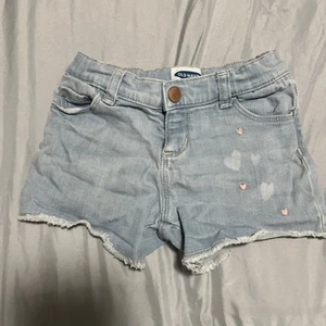 Girls Youth Old Navy Denim Raw Edge Jean Shorts Blue Light Wash Size 4T - Picture 1 of 5