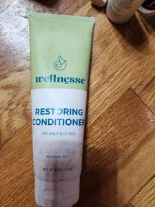 Wellnesse Restoring Conditioner - COCONUT & CITRUS - 8 OZ - Picture 1 of 3
