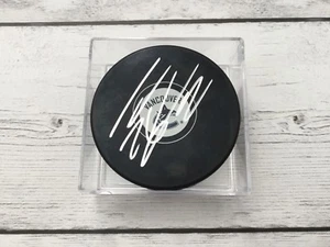Thomas Vanek Autographed Signed Vancouver Canucks Hockey Puck a - Picture 1 of 1