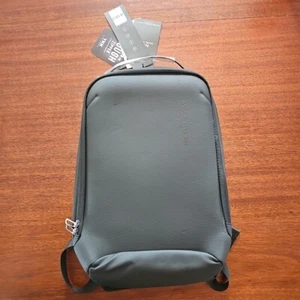 MARK RYDEN Business Backpack, Waterproof High Tech Backpack w/ USB Charging Port - Picture 1 of 3