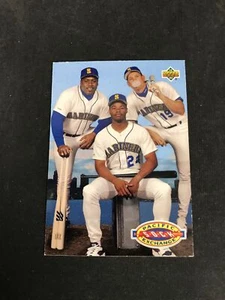 1993 Upper Deck Pacific Sock Exchange #55 Ken Griffey Jr. Seattle Mariners - Picture 1 of 2