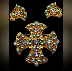 Broche y pendientes vintage con cuentas y cristales de vidrio azul cruz maltesa demiparure - Imagen 1 de 5